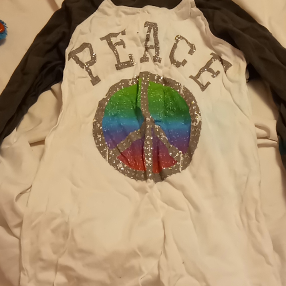 Kid's graphic tee